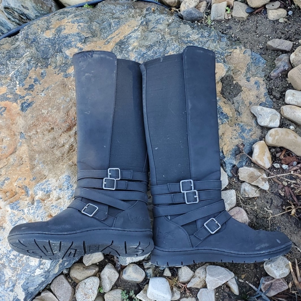 Girls boots